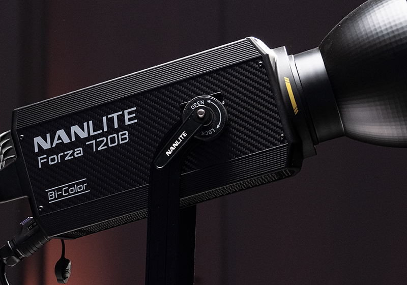 Nanlite Fc Vs Fs Series Vs Forza Quelles Sont Les Differences Entre Les Torches Led Nanlite