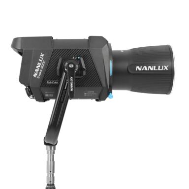 Nanlux Evoke 900c