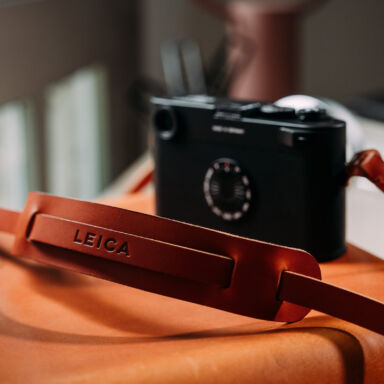 Leica Carrying Strap With Shoulderpad Cognac