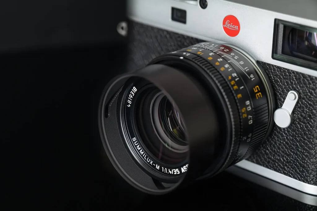 Leica Summilux M 35mm F 1 4 Asph Black Lens